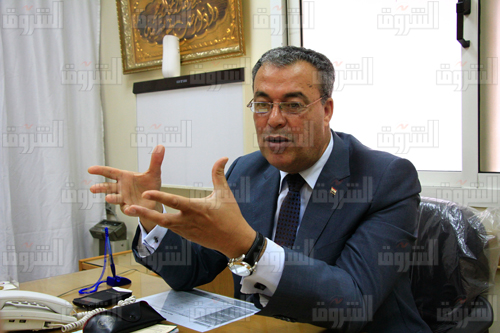 الدكتور صلاح سلام عضو المجلس القومى لحقوق الإنسان والمسئول عن وحدة سيناء فى المجلس - تصوير: لبنى طارق